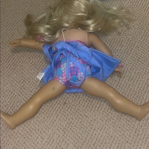 American Girl Doll Blonde Hair - Picture 4 of 4